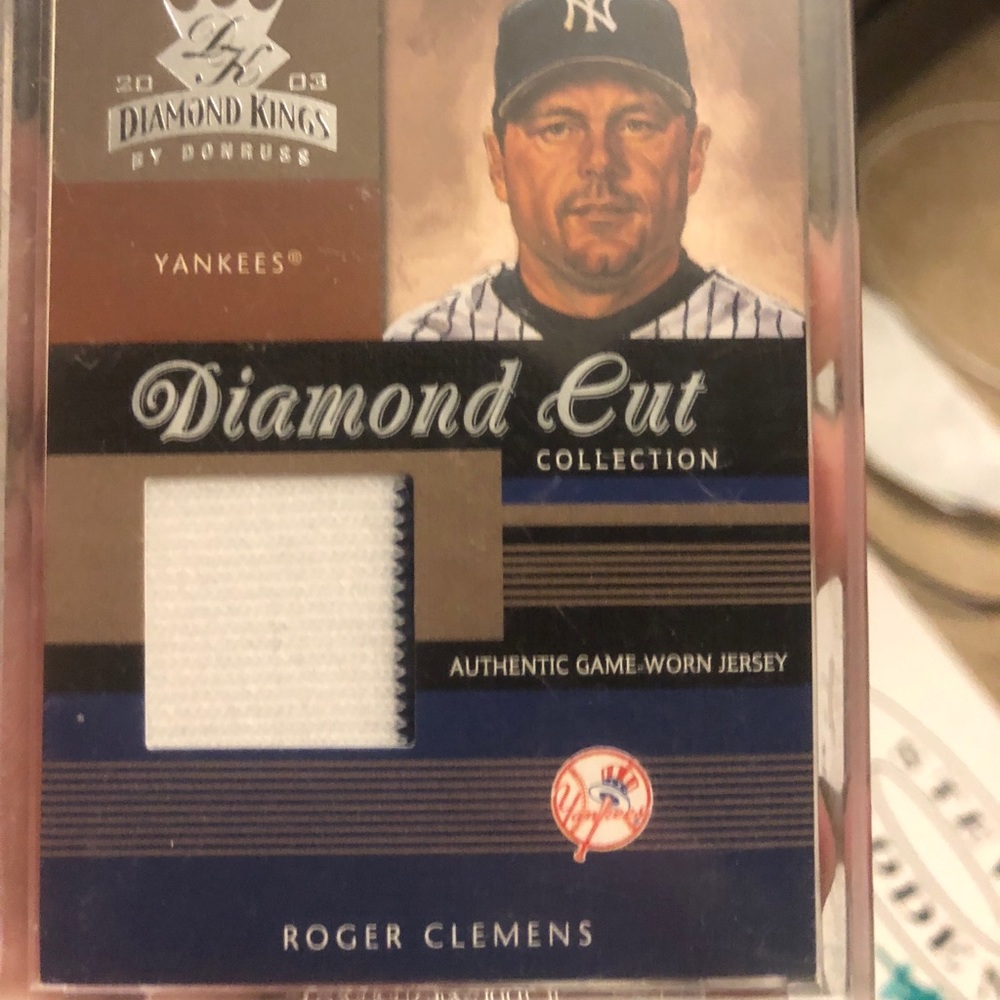 Rare Roger Clemons mint jersey card